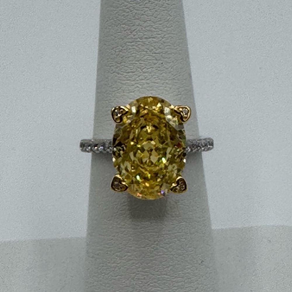18k 5ct Oval Canary Ring - Picture 7 of 11